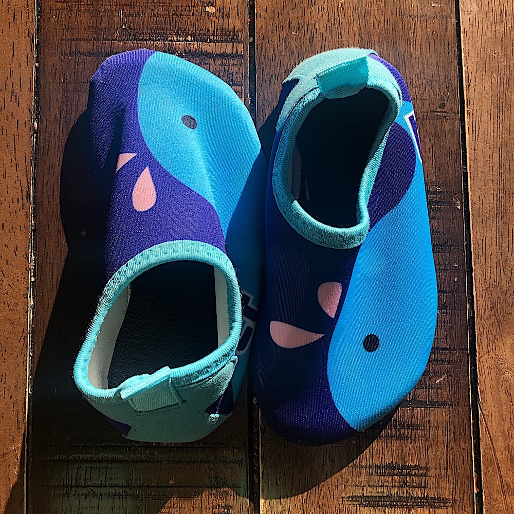 toddler water shoes